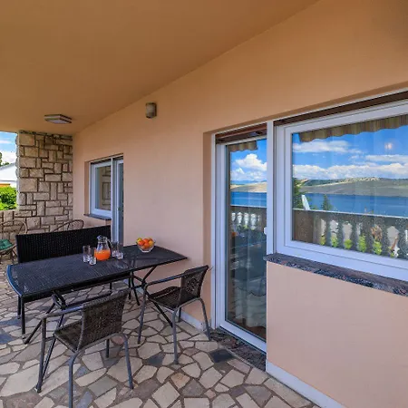 Nur 100 Meter Zur Kristallklaren Adria Apartman *