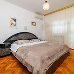 Daire Nur 100 Meter Zur Kristallklaren Adria *