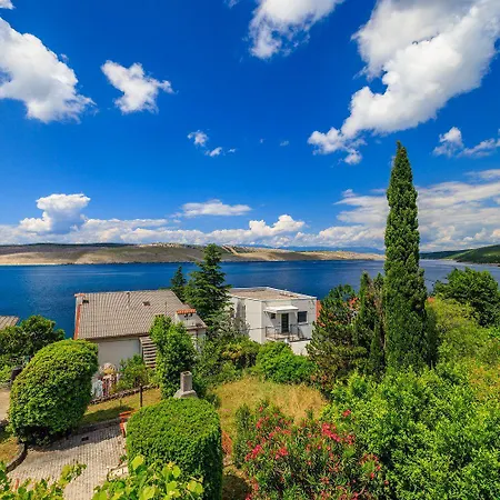 Nur 100 Meter Zur Kristallklaren Adria Daire *