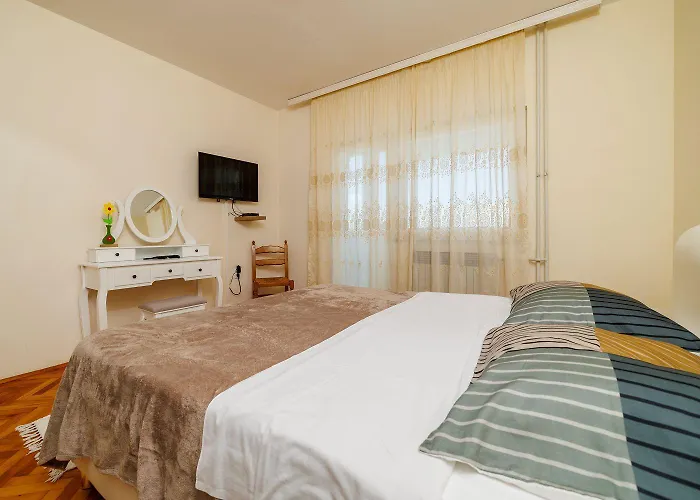 Nur 100 Meter Zur Kristallklaren Adria Appartement